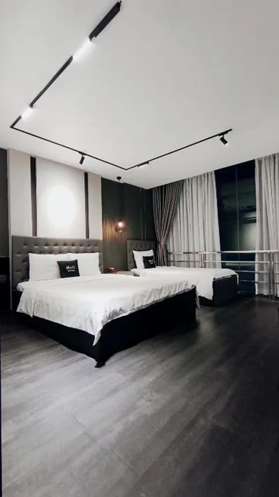 家庭套房 — M&H Hotel